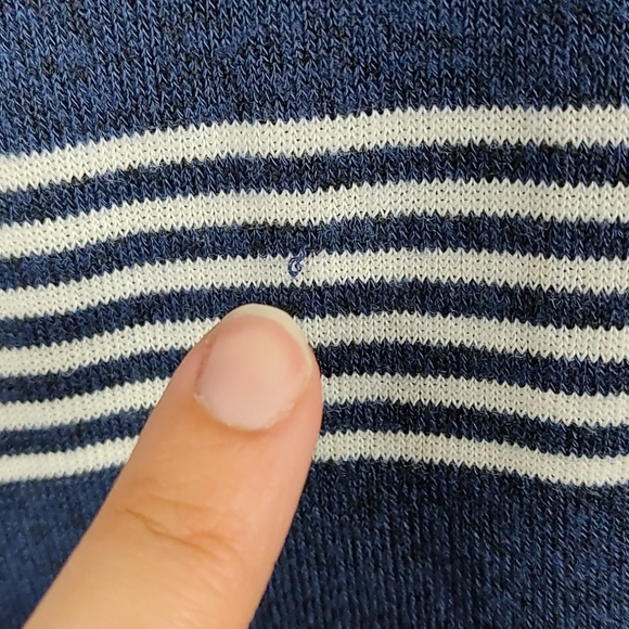 Market & Spruce Careen V-Neck Dolman Knit Top - Picture 9 of 9